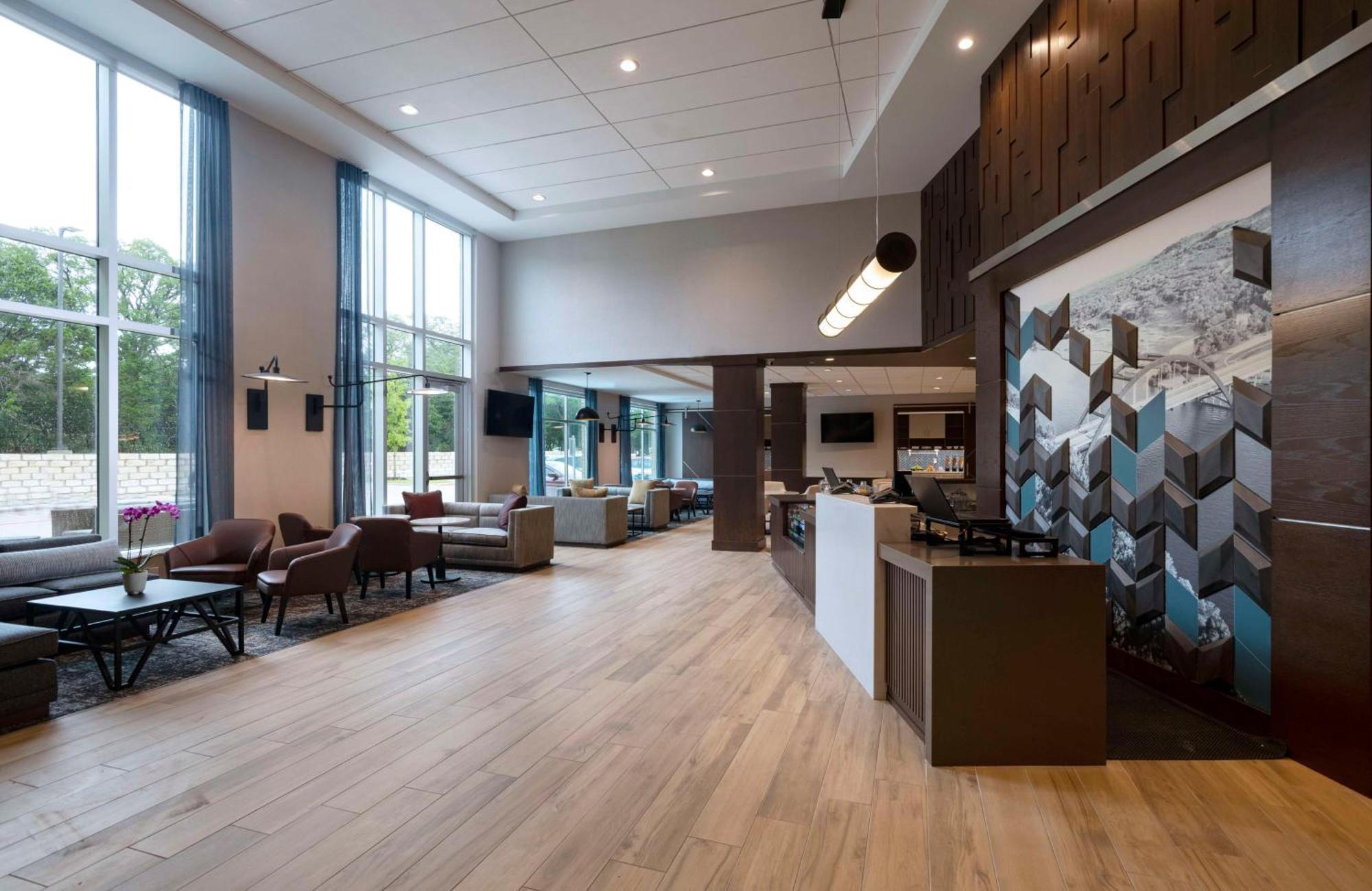 Hyatt Place Austin Lake Travis/Four Points Exterior photo