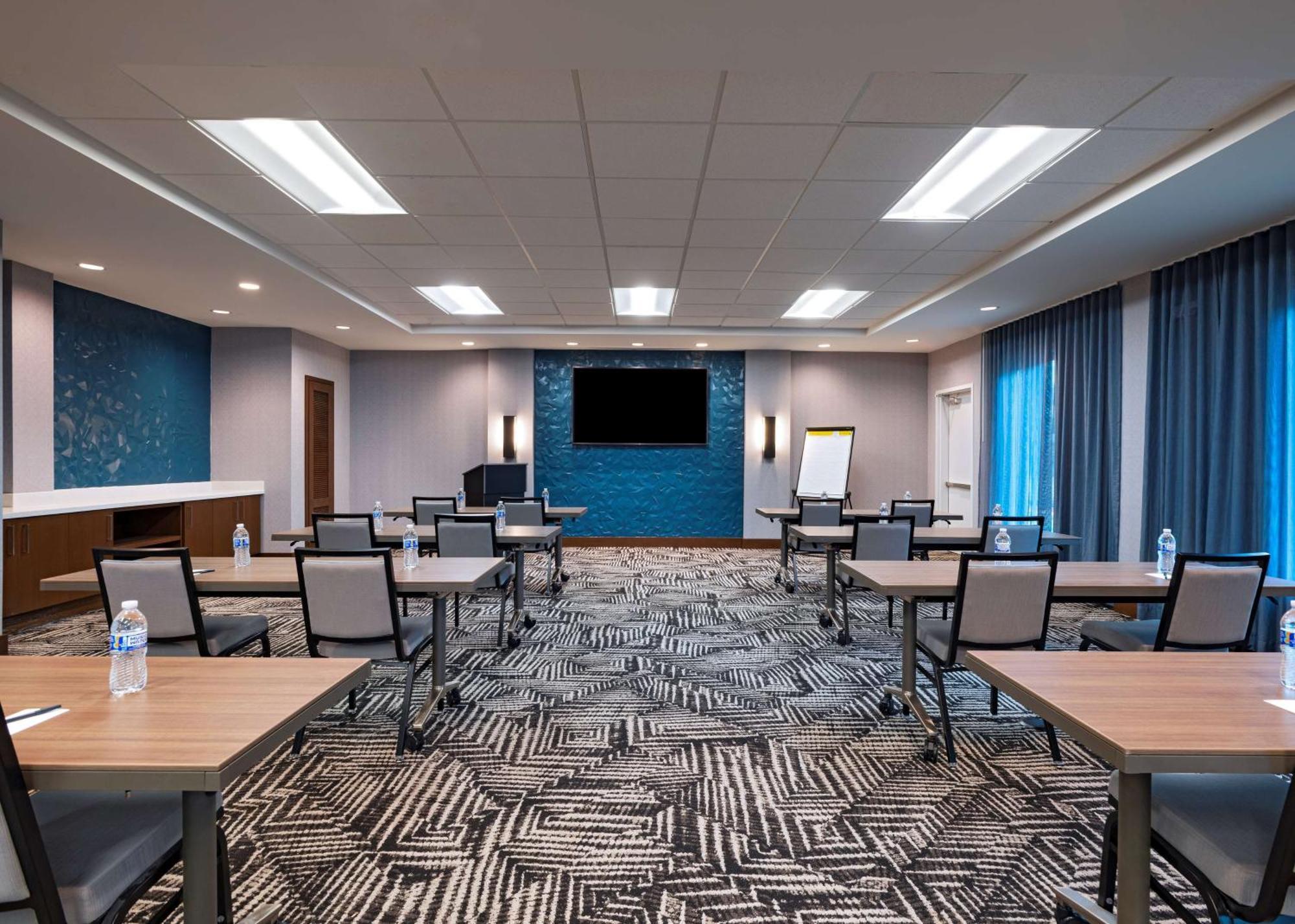 Hyatt Place Austin Lake Travis/Four Points Exterior photo